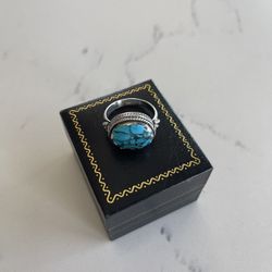 Turquoise Sterling Silver Ring Size 7.5