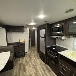 2019 Forest river Rv With Solar, WiFi Clean Title 