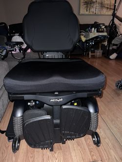 Permobil Motorized Chair Great Condition