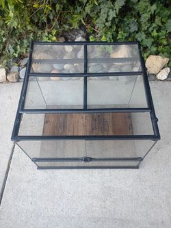 Reptile Tank with Top and Two Front Doors that Swing Open Out