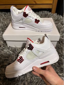 Jordan 4 Red Metallic Size 8 Men’s Sneakers
