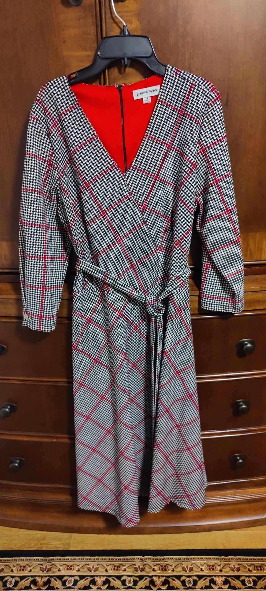 2 Cute Women's Dresses 