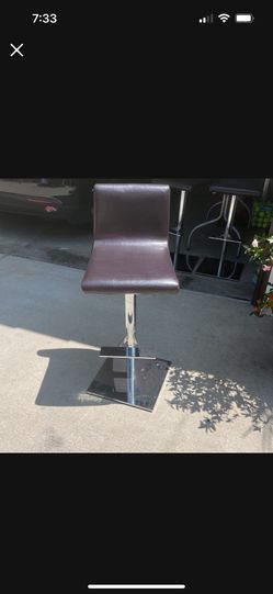 Set Of 3 Adjustable Bar Height Barstools