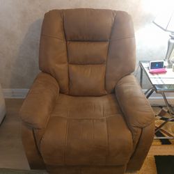  Electric Recliner  Power Head/Foot Rest (2)