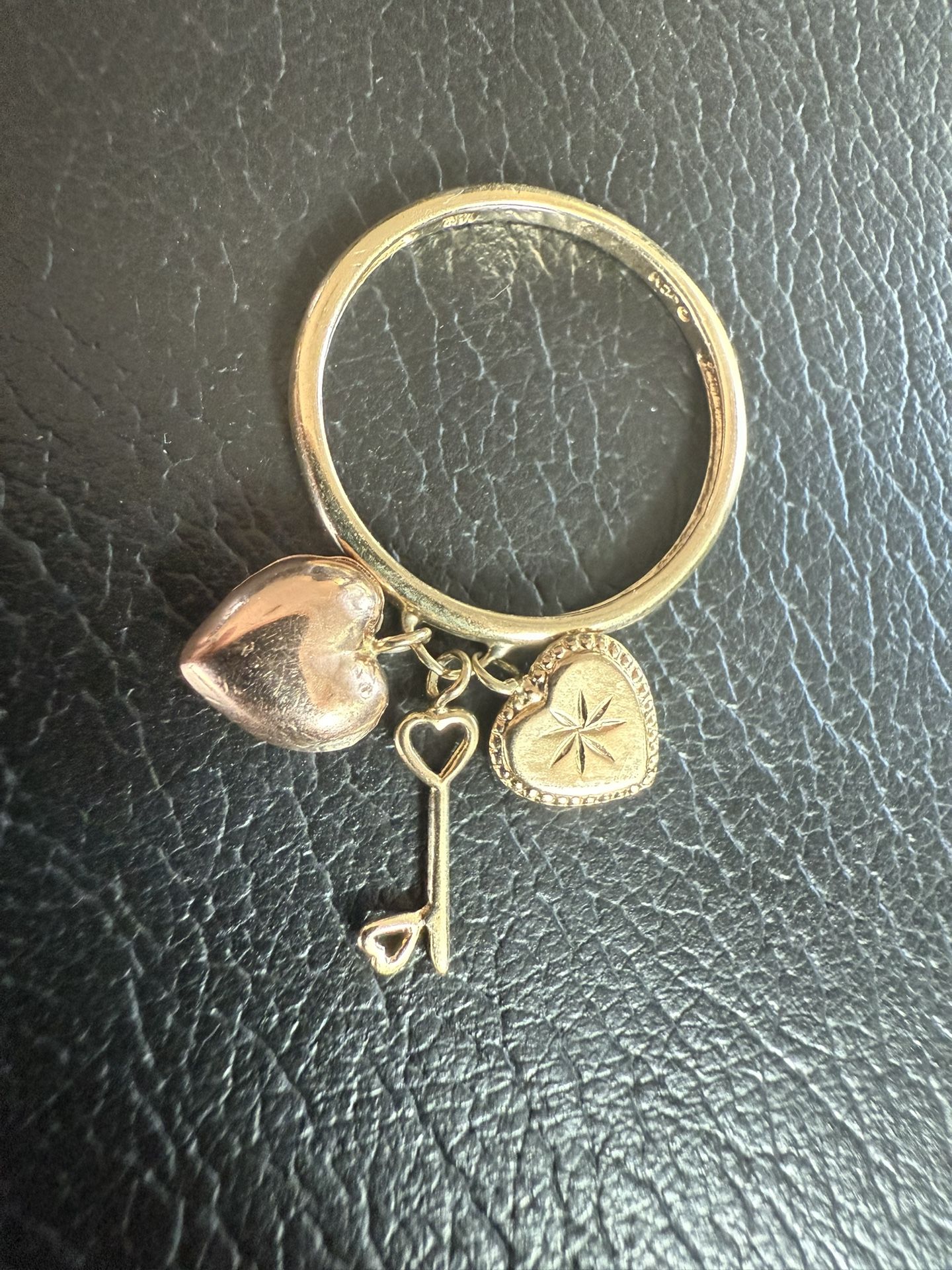 Ring.