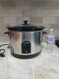 Slow cooker