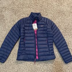 New Patagonia Woman’s Puffer Jacket Small Goosedown 