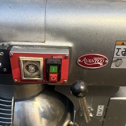 COMMERCIAL MIXER