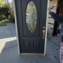 36x80 Front Door , Painted, Framed Like New. Ready To Install