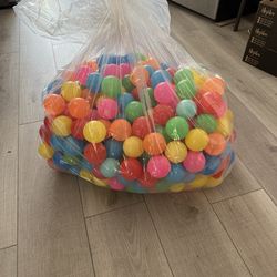 ball pit balls