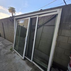 glass sliding door 