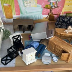 Dollhouse With Accessories