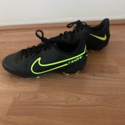Soccer Shoes 