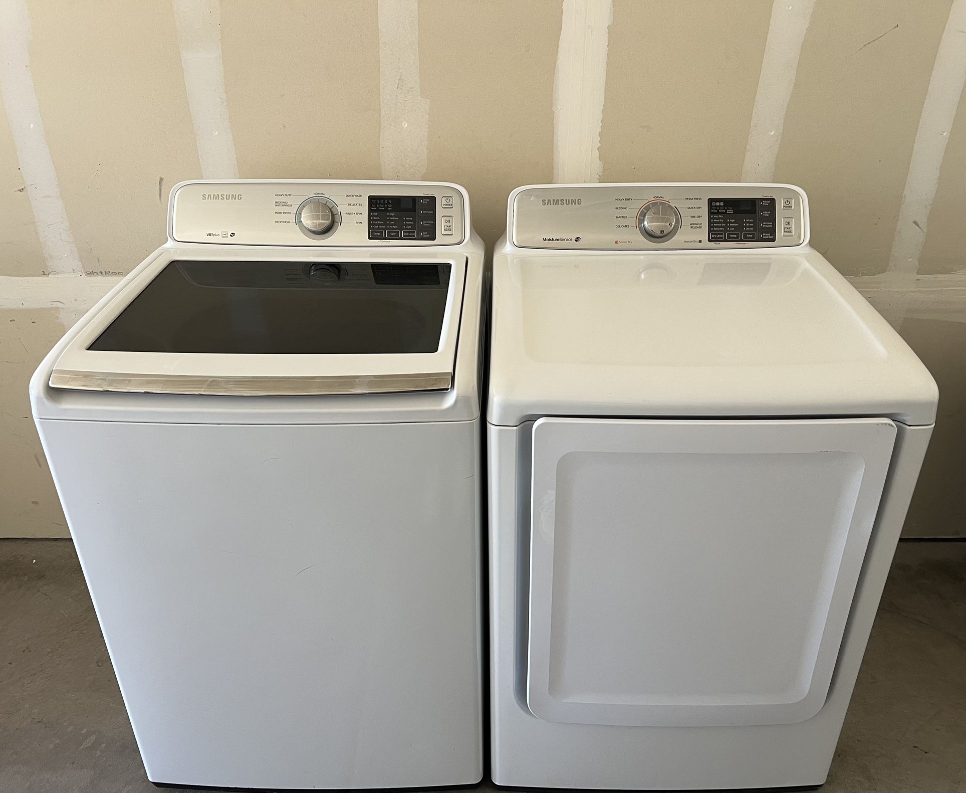 Samsung washer And Dryer (delivery available)