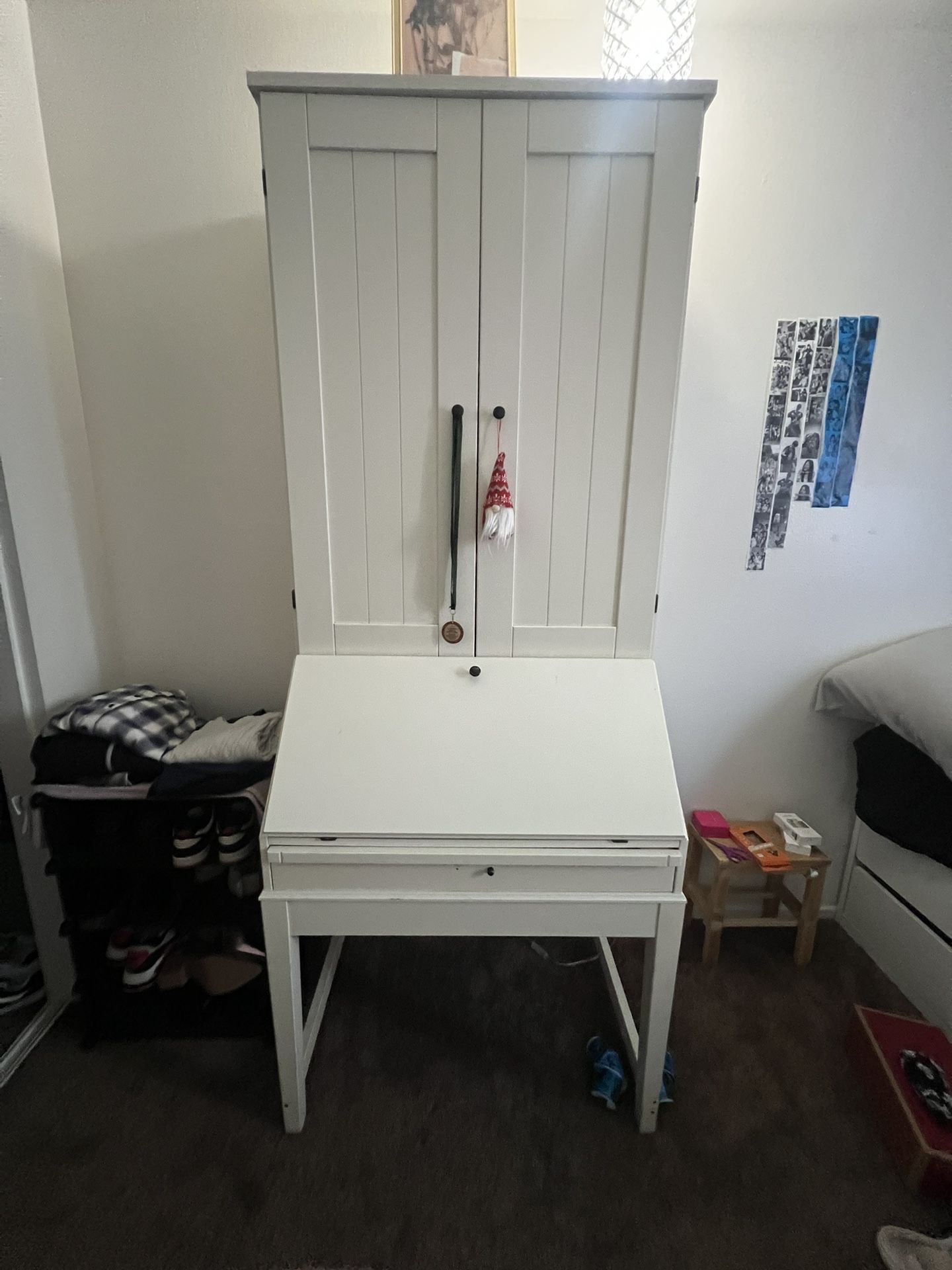Hutch/ Desk