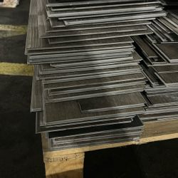 Vinyl Used Planks 700 Square Feet ; Trades Alright ; Negotiable 