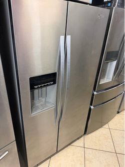 36” Whirpool refrigerator side by side refrigerator