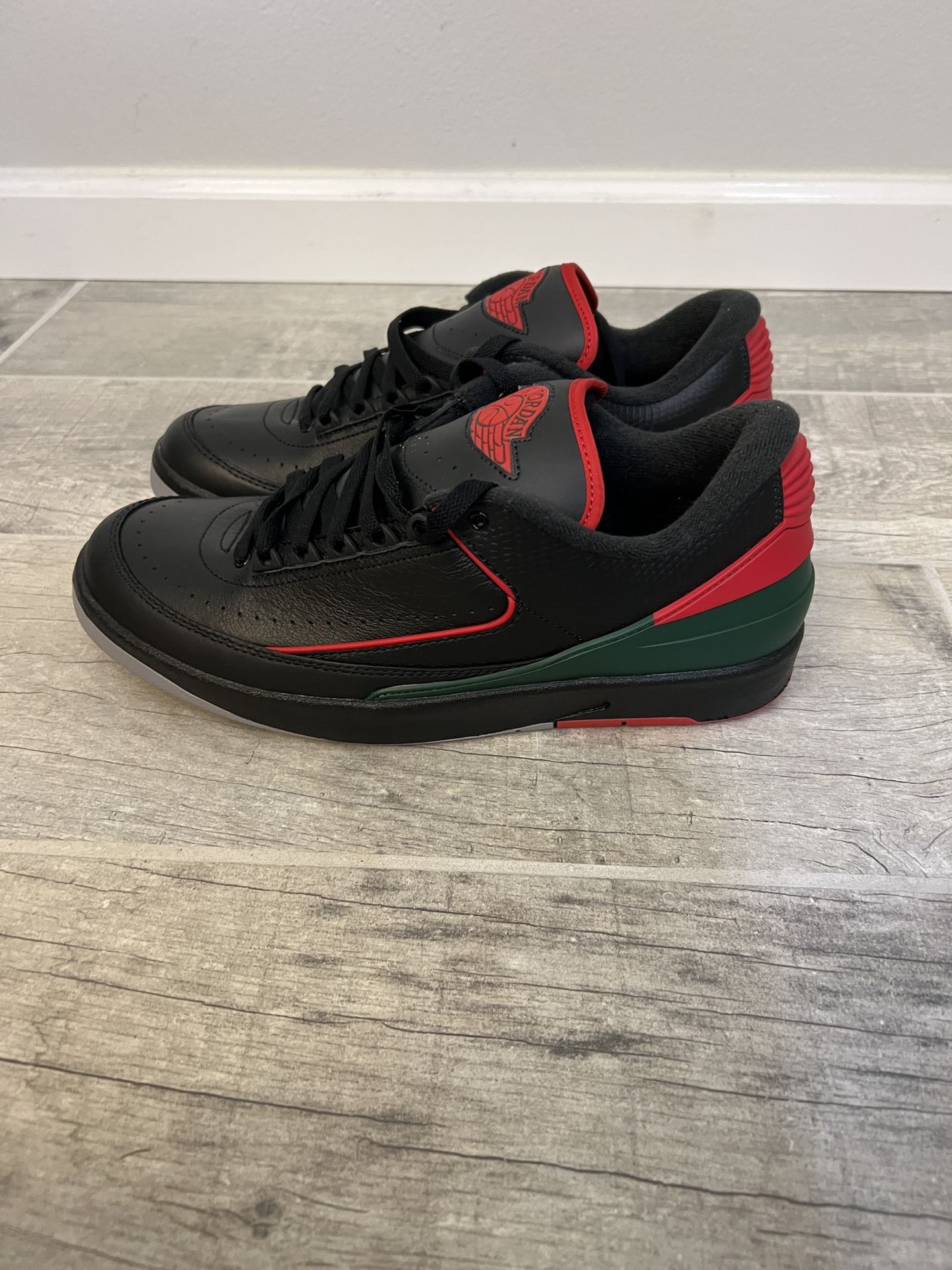 Air Jordan 2 Retro Low