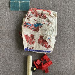 Vintage American Red Brick Building Blocks – 1950s–60s – Instructions & Architectural Pieces