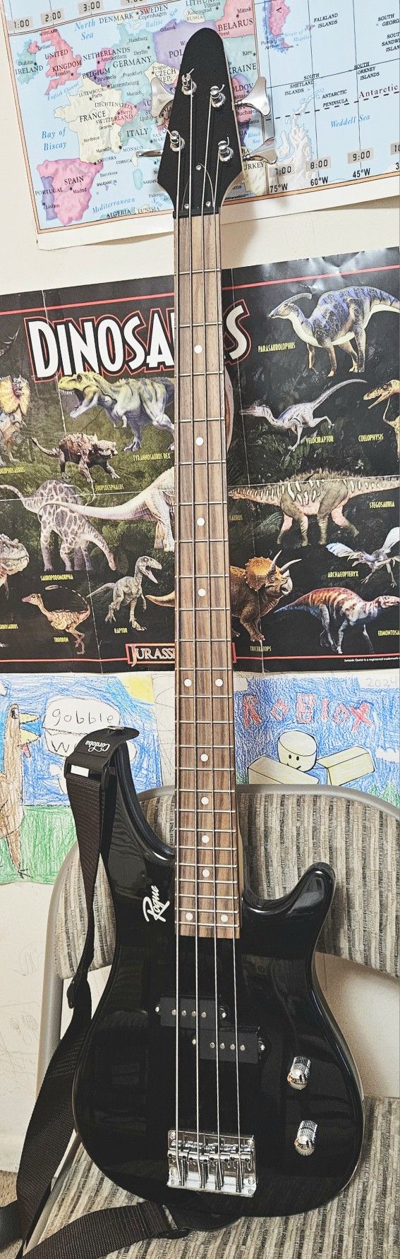 Roque Bass Guitar + Bonuses
