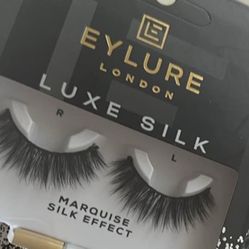 Eyelashes 