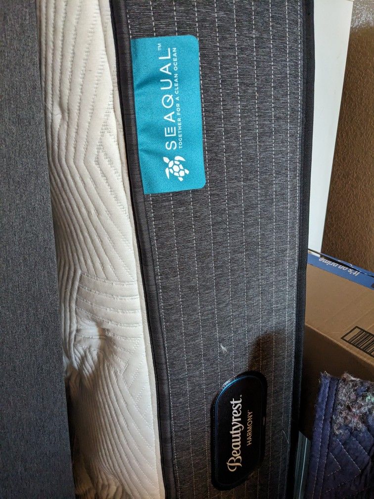 Beautyrest Harmony Seaqual Queen Mattress And Box Spring