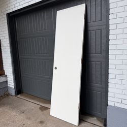 6- 24x 80 Interior Doors 20 dls Each One Of Them