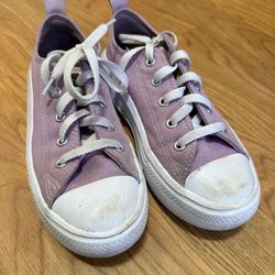 Girls Purple Low Top Converse (Size 2) 