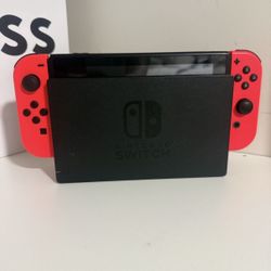 Nintendo Switch 