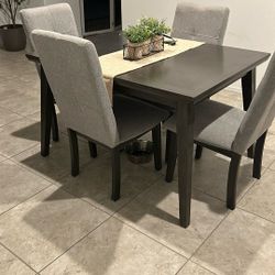 Kitchen table and chairs 