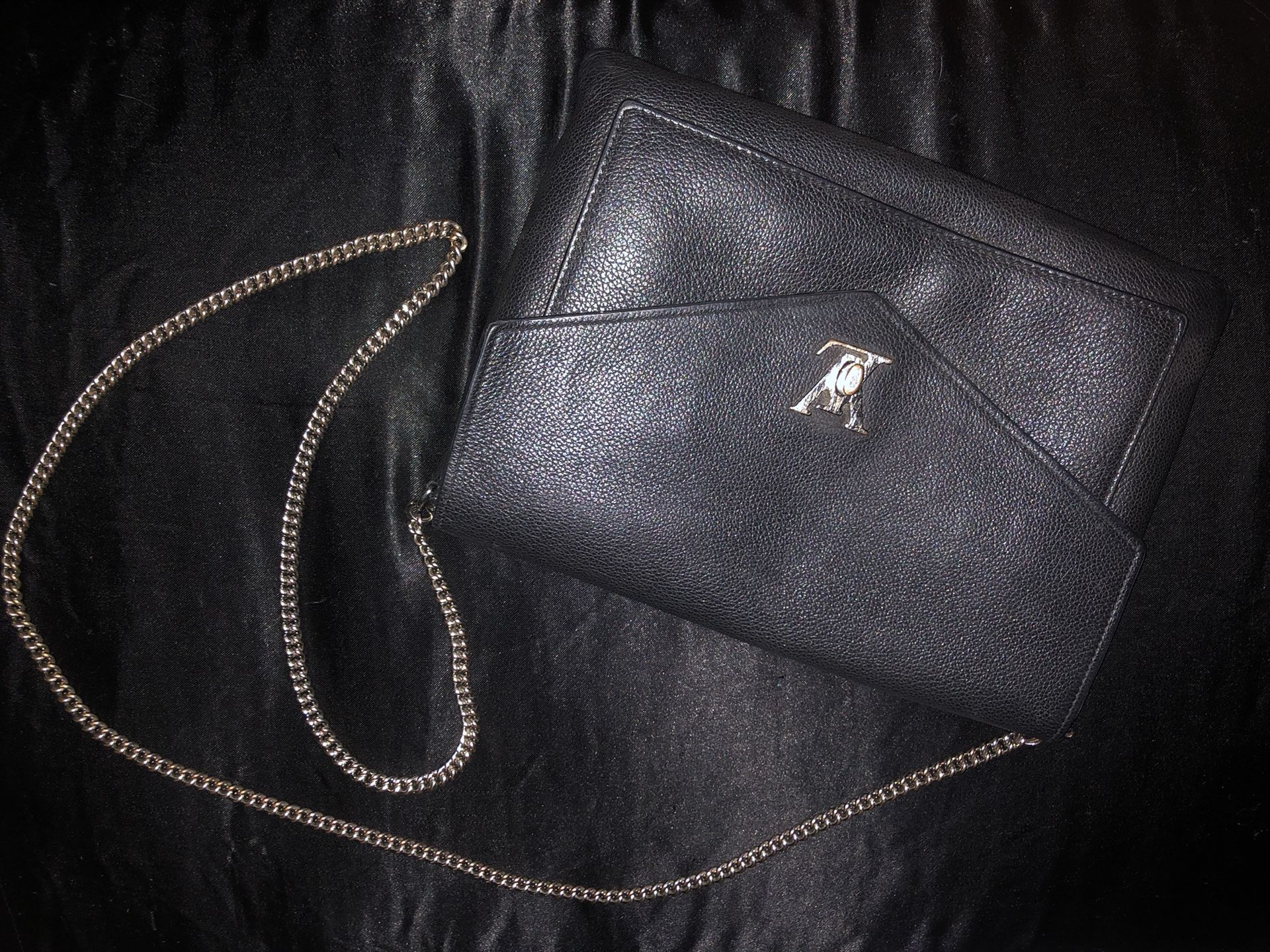 Louis Vuitton Crossbody Purse And Wallet