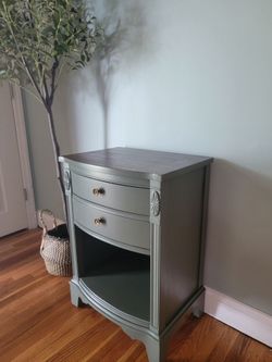 Vintage Sidetable