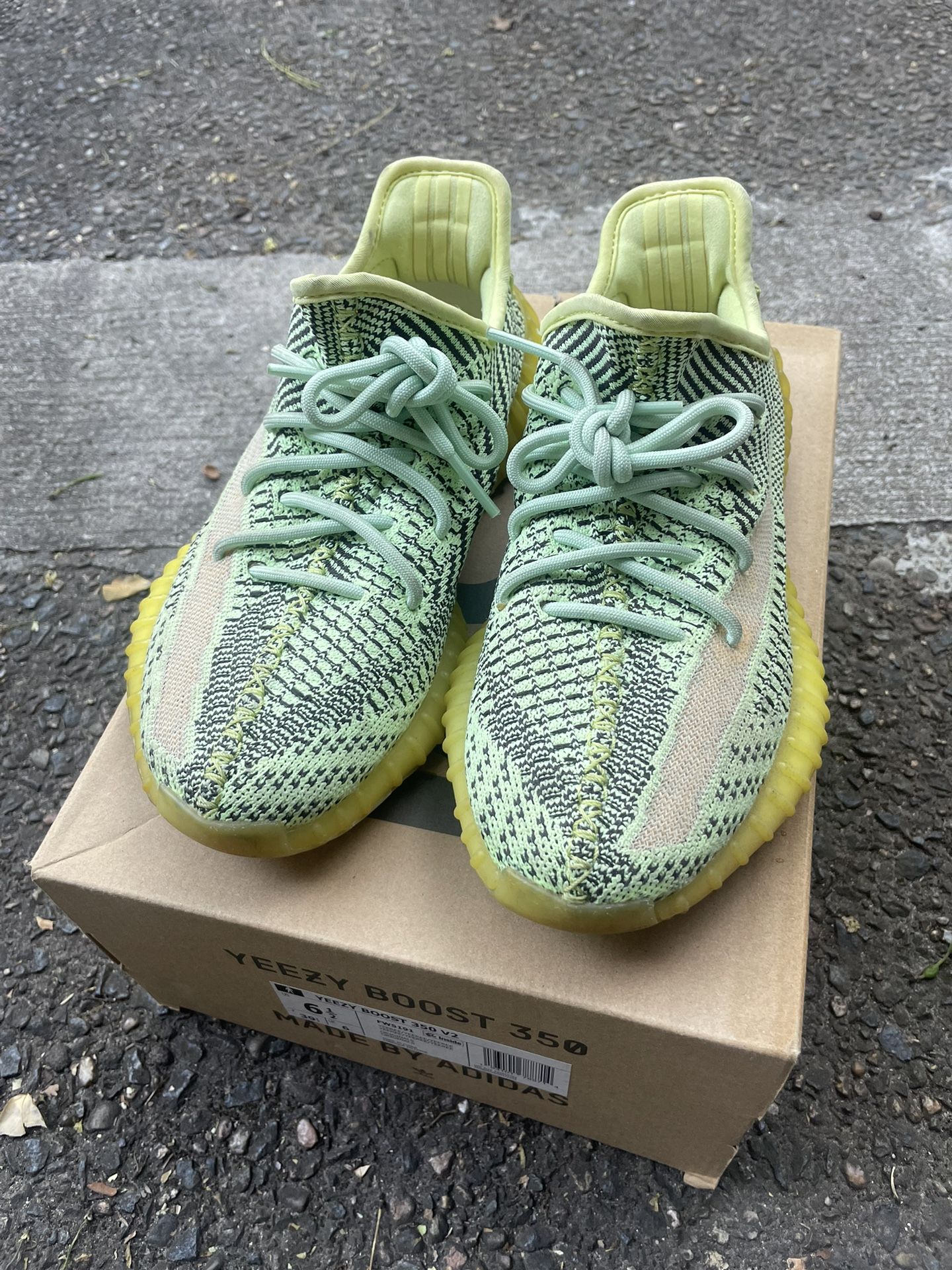 Adidas Yeezy Boost 350 Yeezreel Sz 6.5