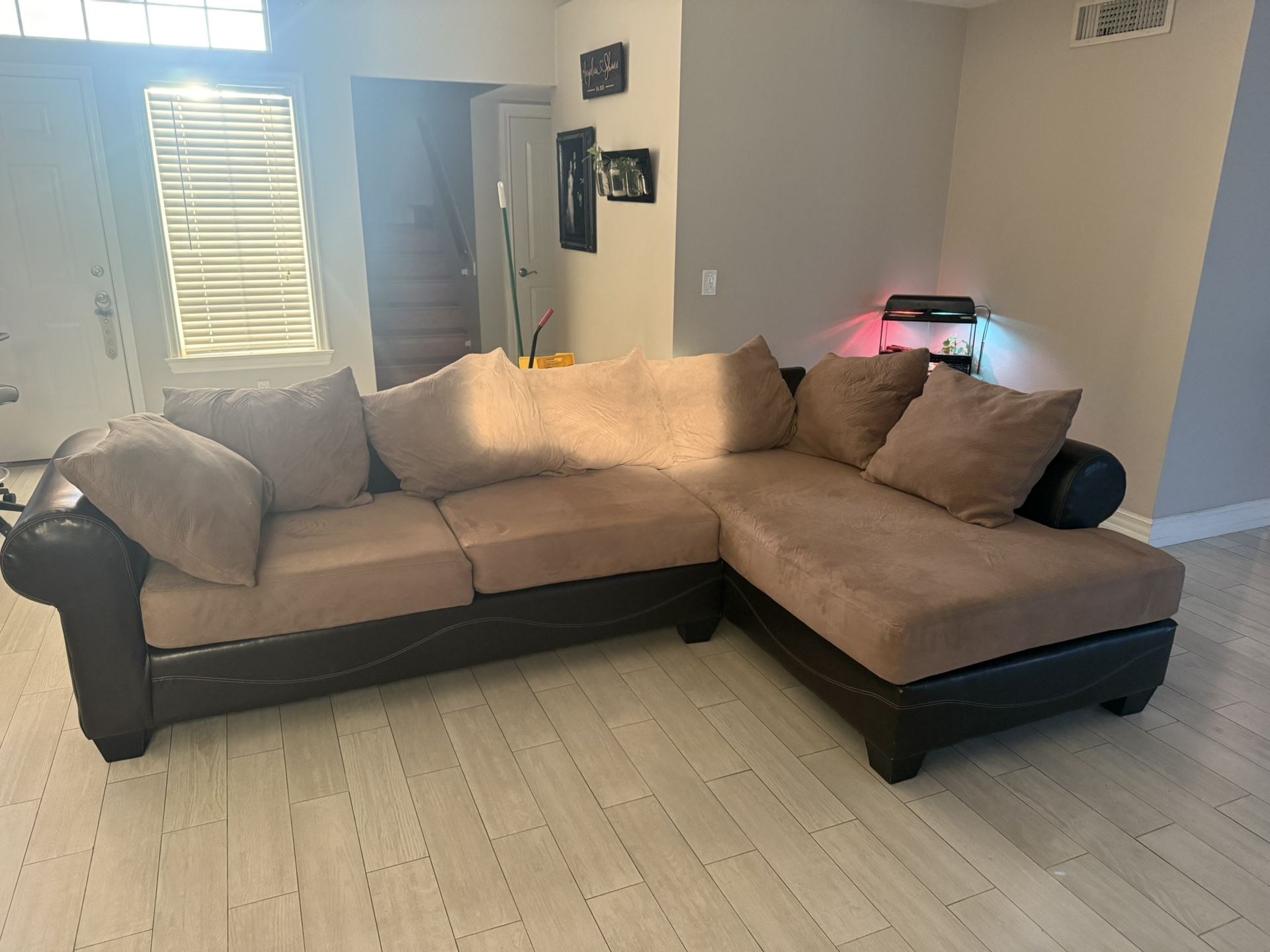 Sectional Couch 