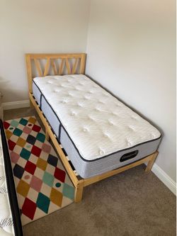 Twin bed