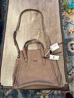 Jessica Simpson purse