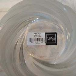 Mikasa Spun Silk Bowl 10.75"