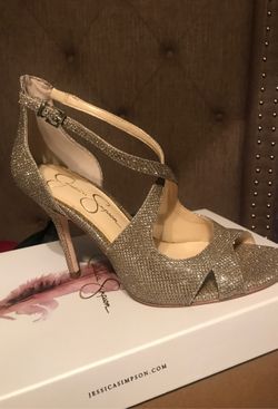 Jessica Simpson heels size 7
