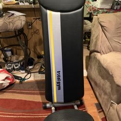 Chuck NorrisTotal Gym