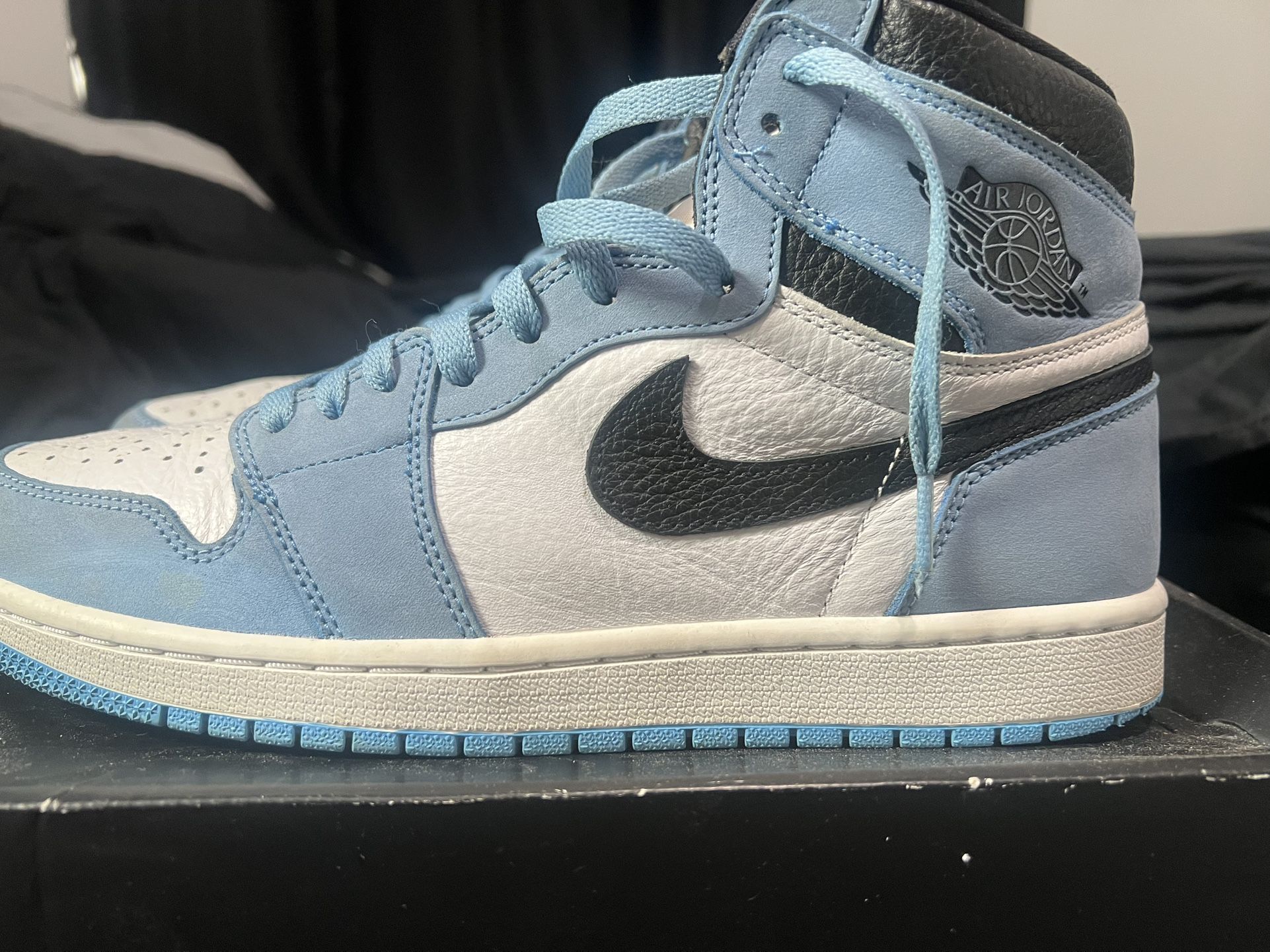Jordan 1 University Blue