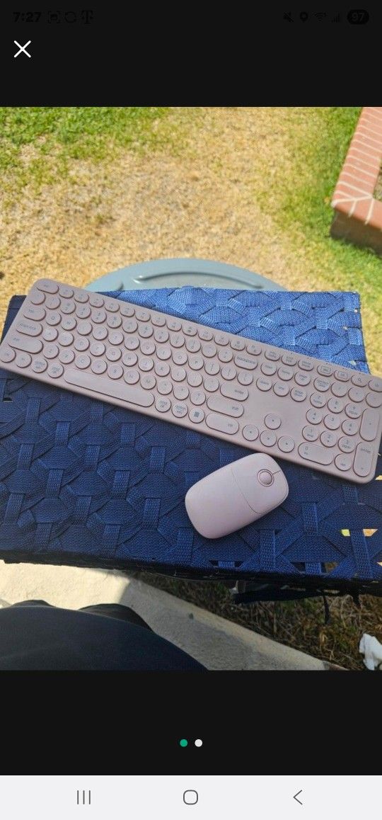 Pink Wireless Bluetooth Key Board And Mouse