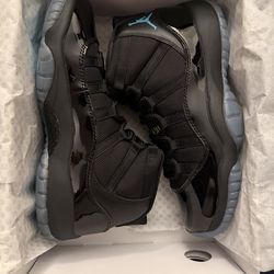 DS Jordan 11 “Gamma” Size 7y
