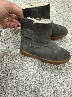 Ugg Boots Toddler Size 8