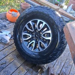 Ford F150 Raptor Svt Rim With T/A Ko2 Bfgoodrich All Terrain Tire.