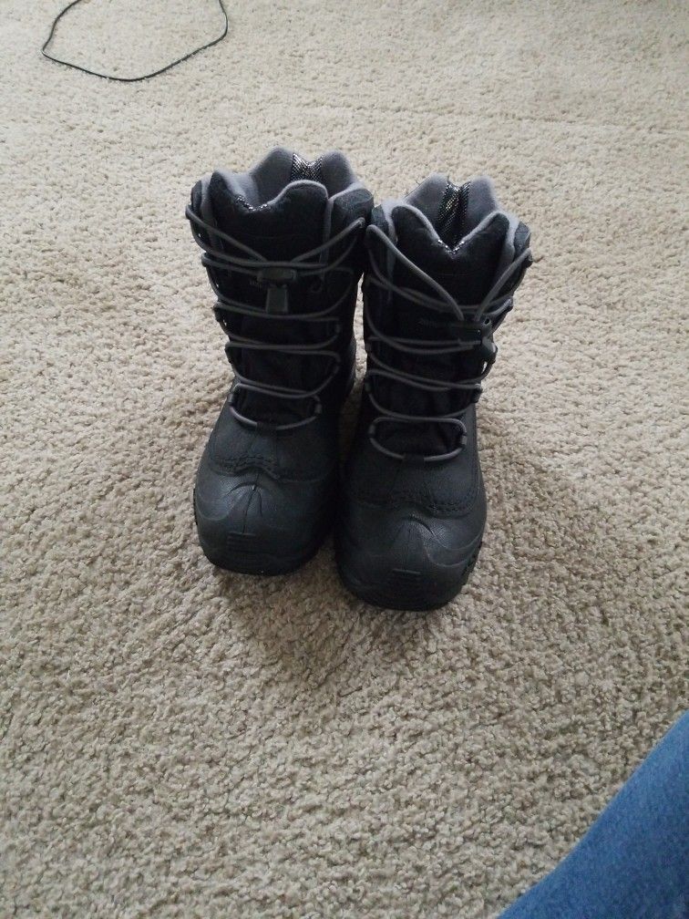 Columbia Black Size 6 Youth Size Easy Lace Up Snow Boots