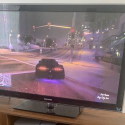 55” Samsung TV 