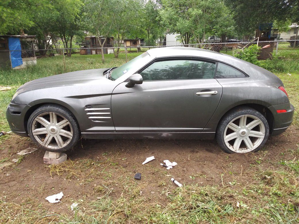 2004 Chrysler crossfire for parts or lil project plz read full description. B4 msg