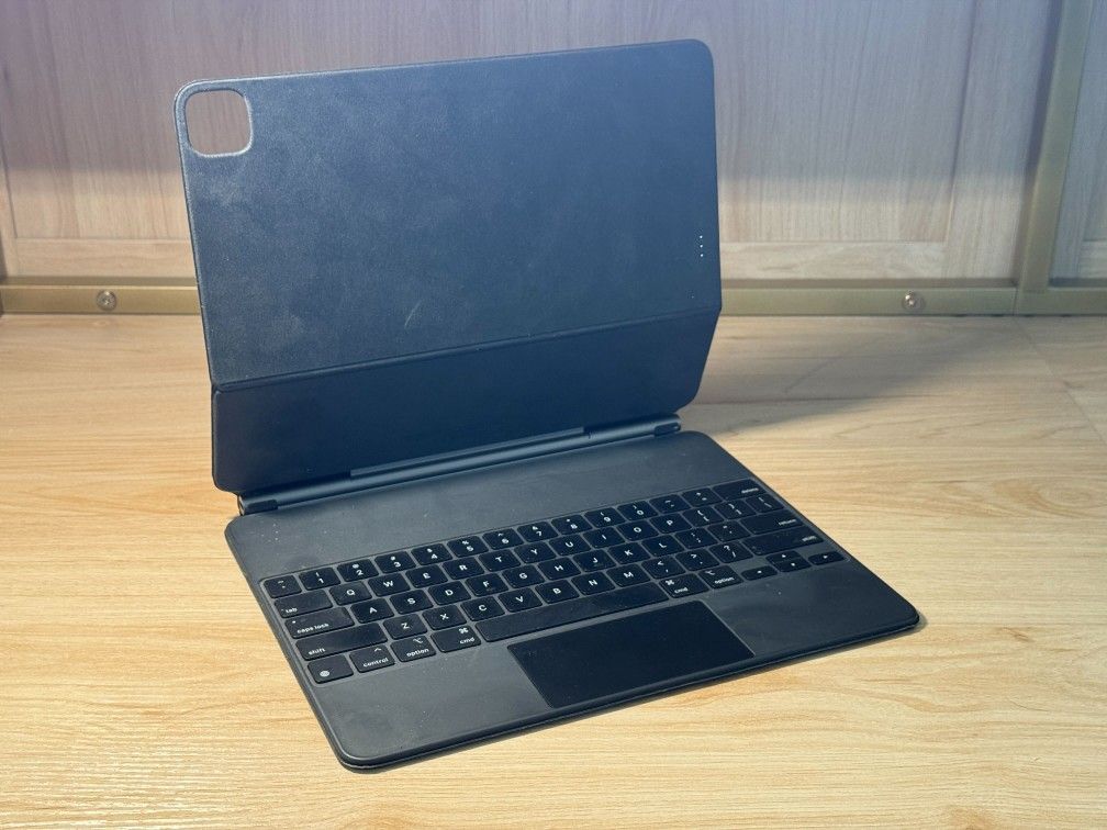 Apple Magic Keyboard A2480
