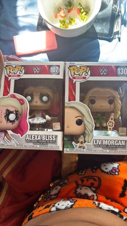 Bundle WWE liv and Alexa Funko pops ( PLEASE READ DESCRIPTION