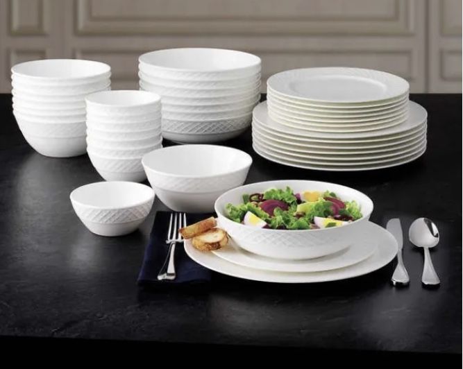 Mikasa Trellis Bone China 40-piece Dinnerware Set 1619960